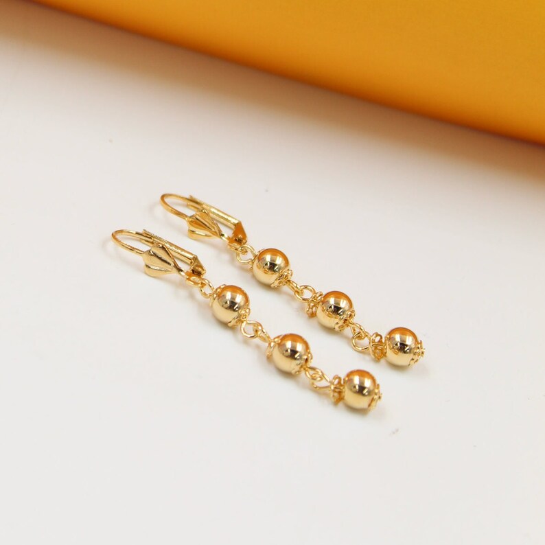 Beaded Dangle Earring (K114)